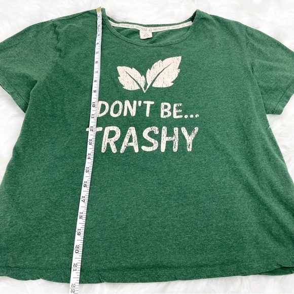 Premium Recycled Threads Graphic Tee Size XL - Picture 4 of 8